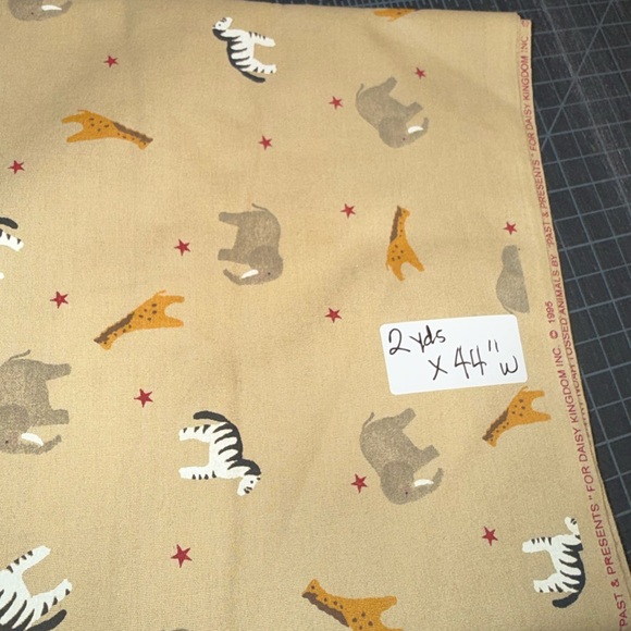 Vintage 1995 Daisy Kingdom Animal Print Cotton Quilting Fabric in Tan - Picture 4 of 4